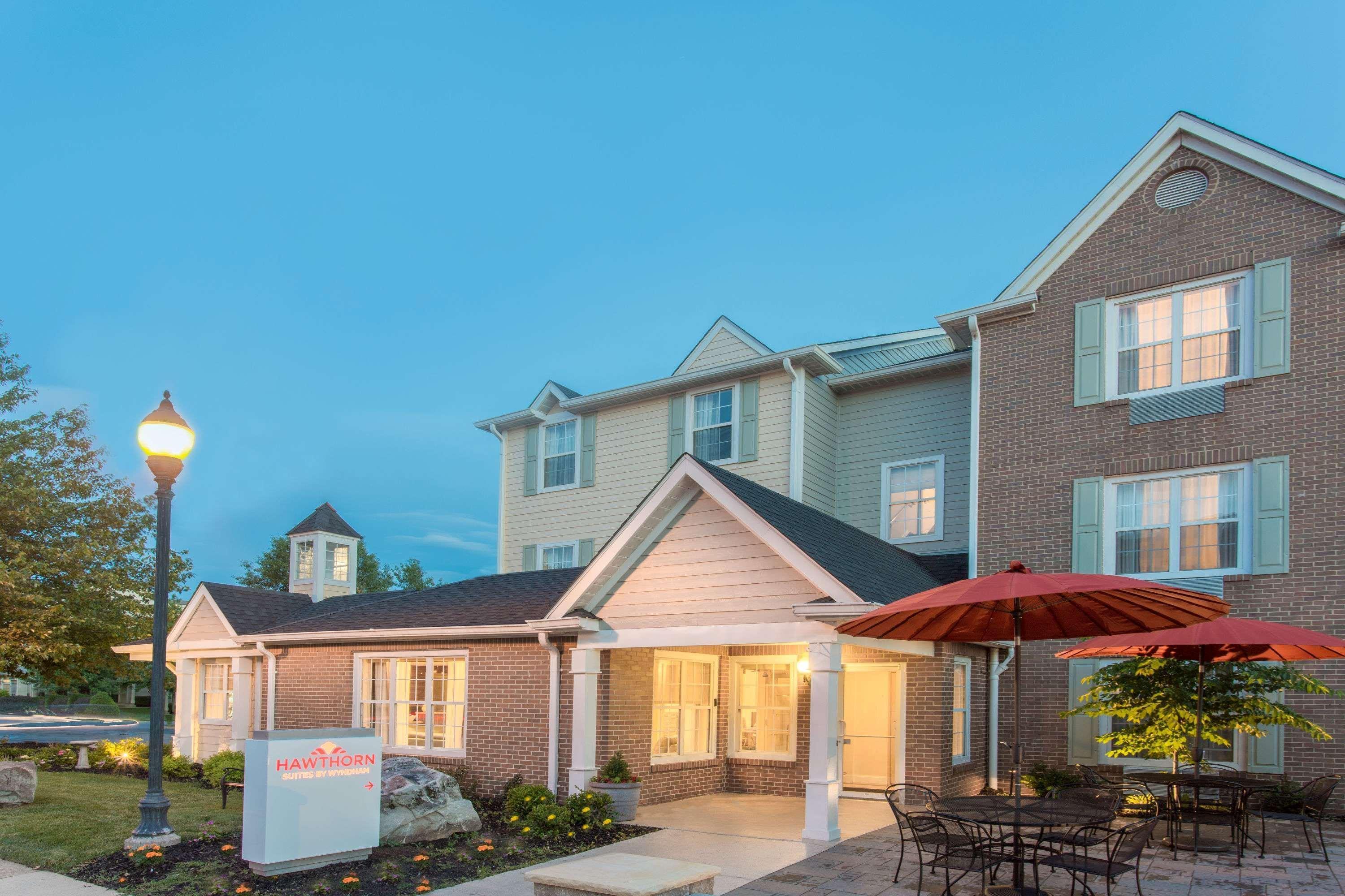 Dulles Suites Sterling Exterior photo